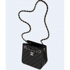 샤넬 턴 락 버킷 미니백