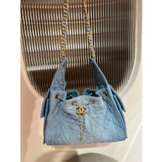 샤넬 25S 25백 미듐 블루 빈티지금장 워시드데님