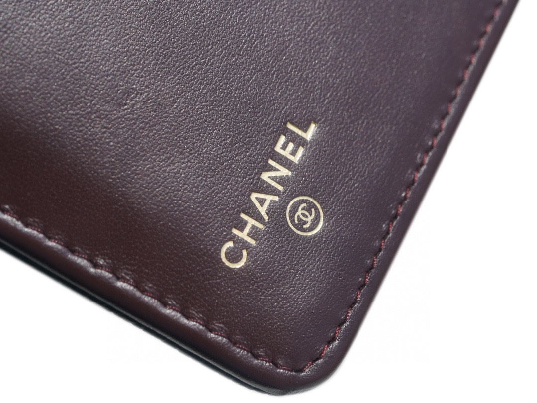 샤넬 클래식 롱 플랩 지갑 캐비어 금장 A31509