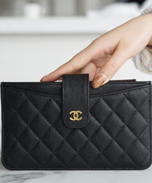 샤넬 장지갑 캐비어 금장 AP6616
