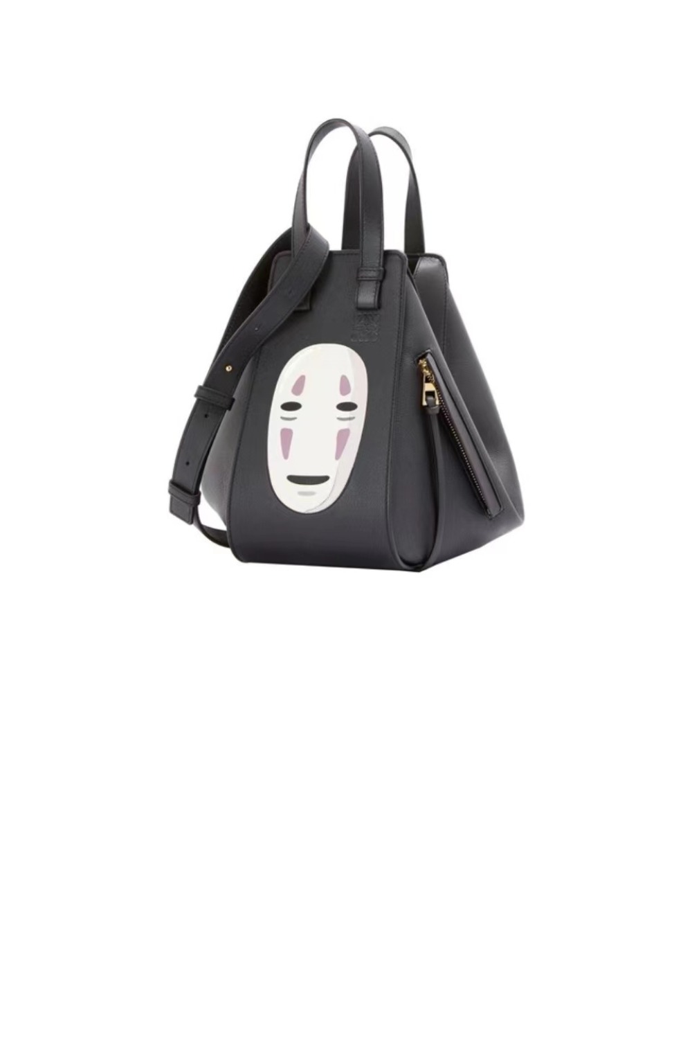 로에베 새틴 카프스킨 소재의 해먹 컴팩트 백