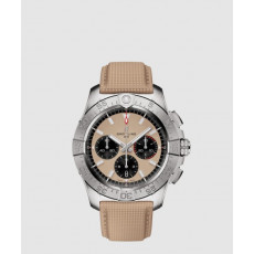 브라이틀링 어벤져 B01 크로노그래프 44 AB014710