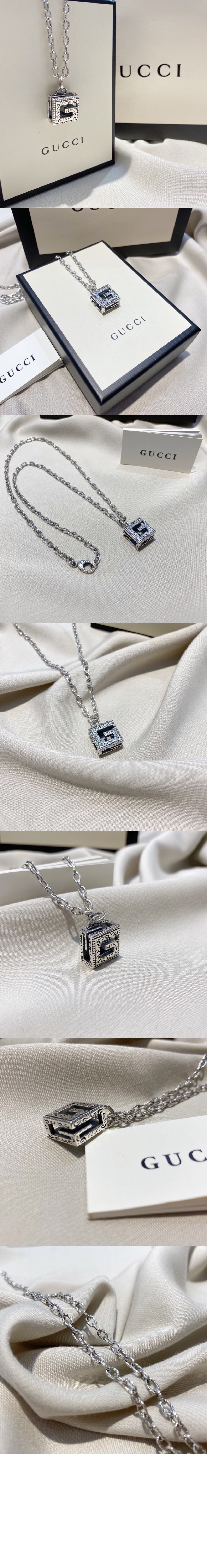 구찌 스퀘어 G 크로스 실버 목걸이 552768
