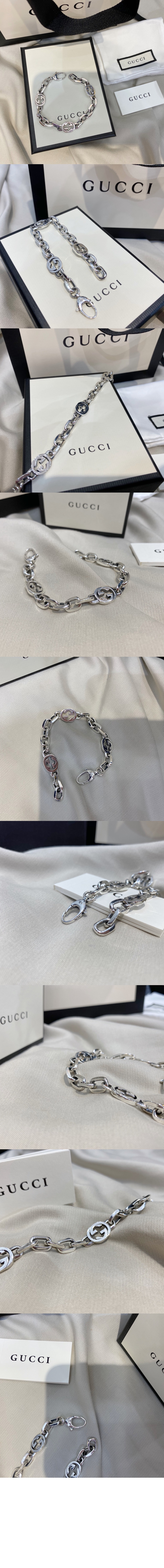 구찌 인터로킹 G 디테일의 실버 팔찌 620798