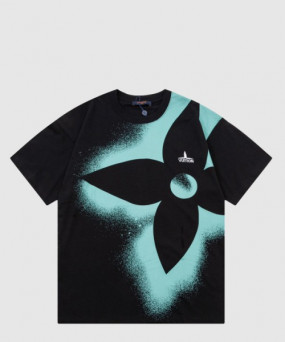 루이비통 로고 프린트 반팔