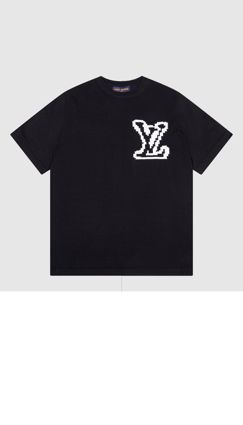 루이비통 로고 프린트 반팔