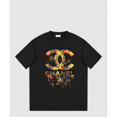 샤넬 로고 프린트 반팔