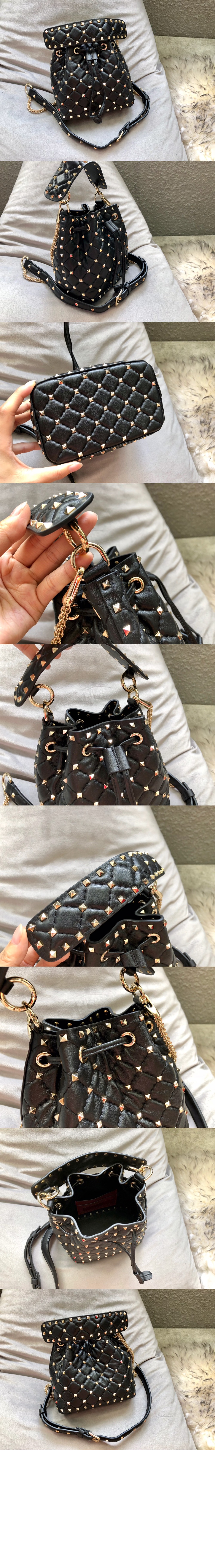 발렌티노 락스터드 스파이크 버킷백