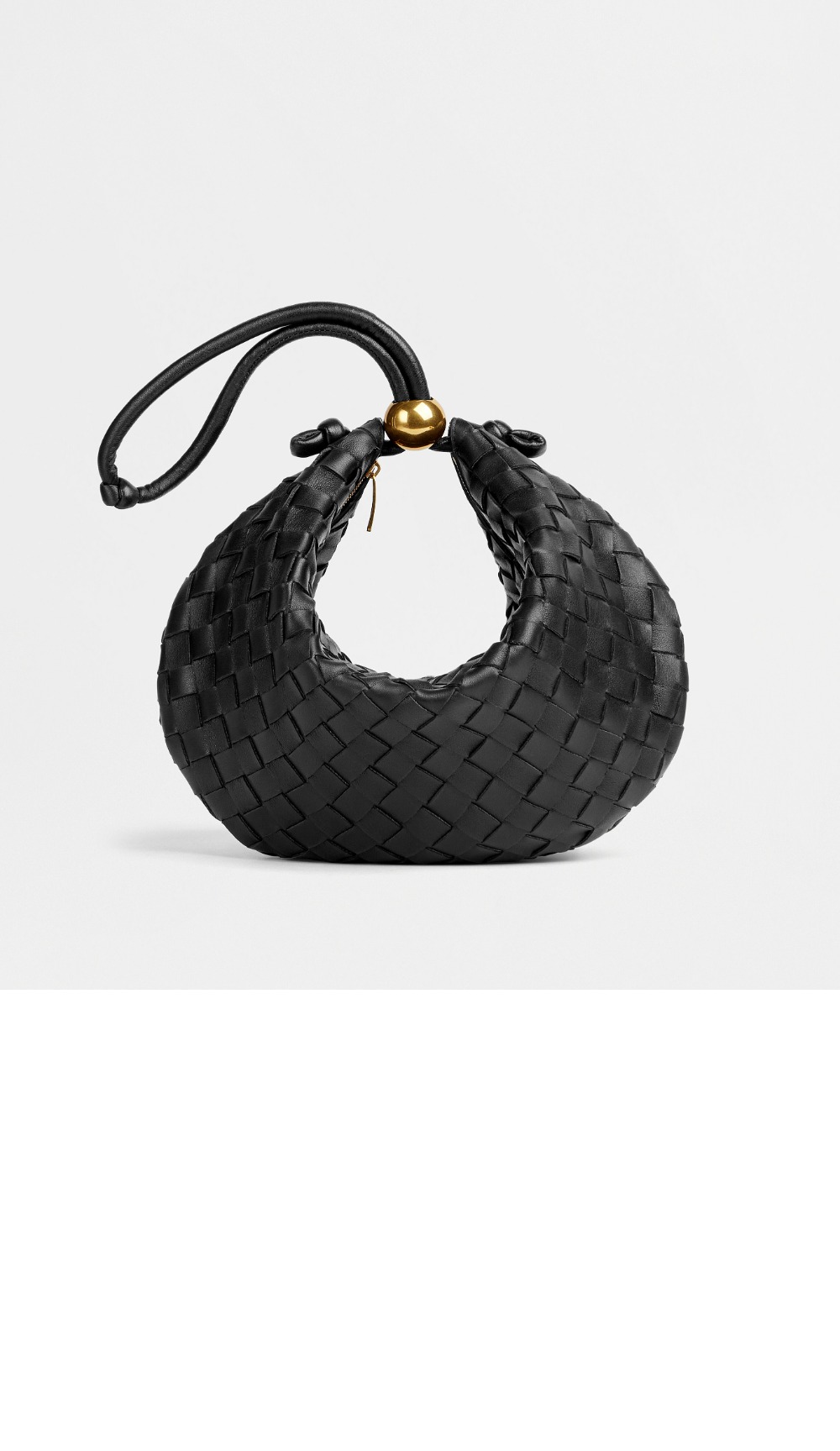 보테가베네타 미디엄 턴 파우치 701024