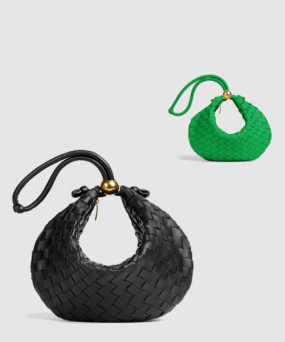 보테가베네타 미디엄 턴 파우치 701024