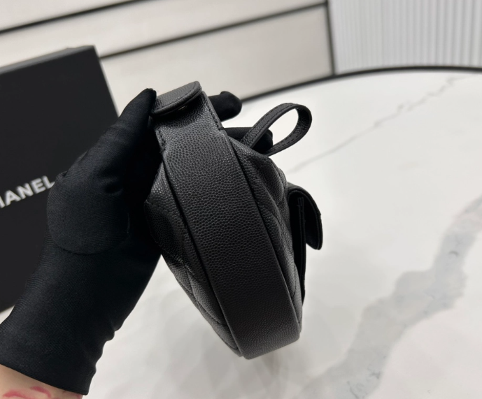 샤넬 23B 파우치 호보백 AP3095 16x16x5.5cm