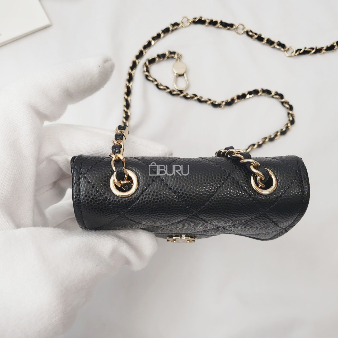 샤넬 클래식 벨트백 AP1952 사이즈 :  10.3 × 7× 2.5cm 캐비어 금장