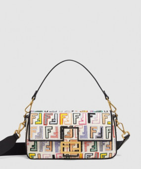 펜디 바게트백 미듐 8BR600