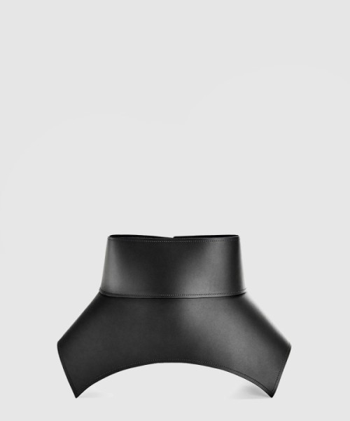 로에베 아나그램 컷아웃 벨트