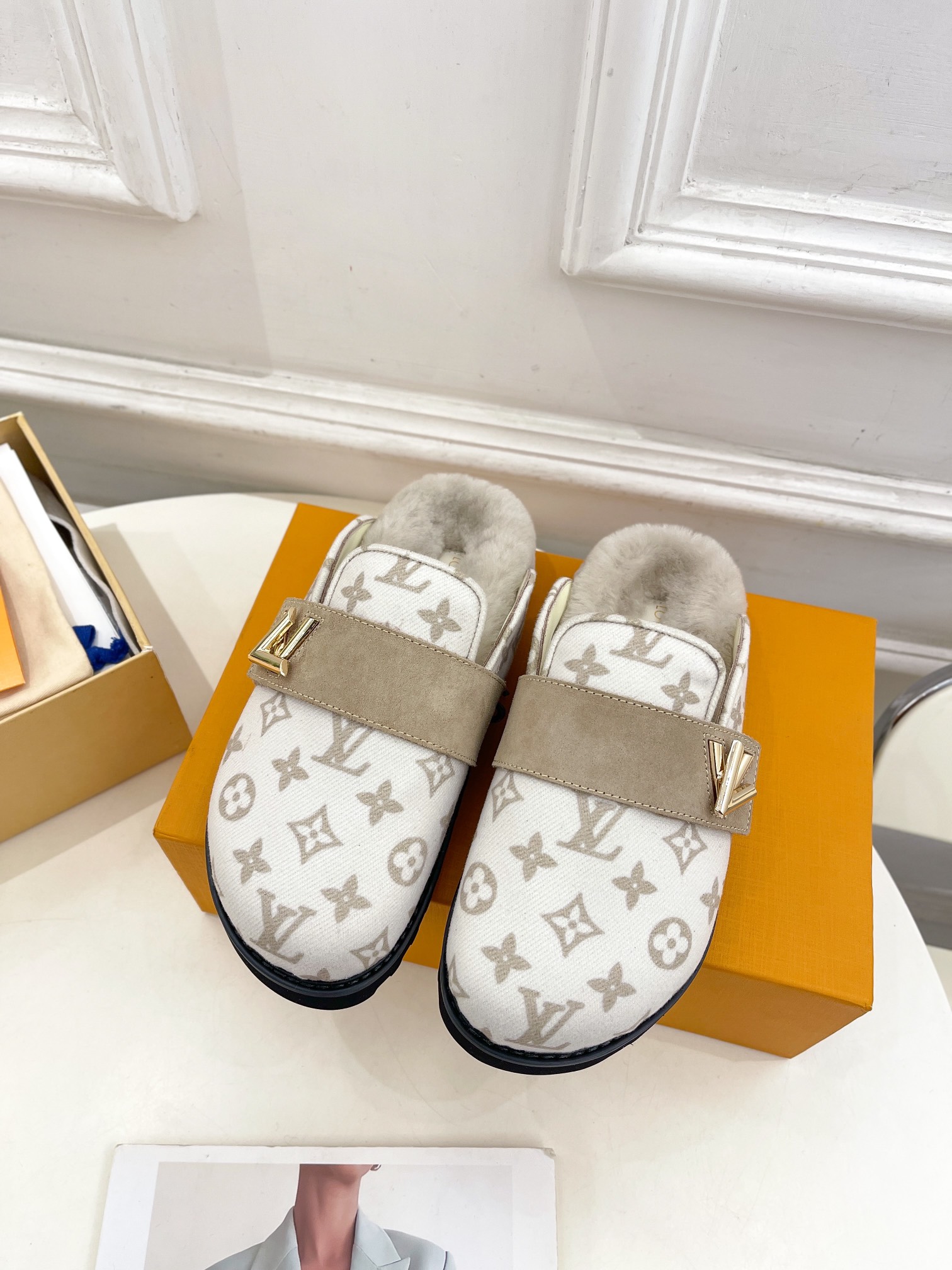 루이비통 LV 코지 컴포트 클로그