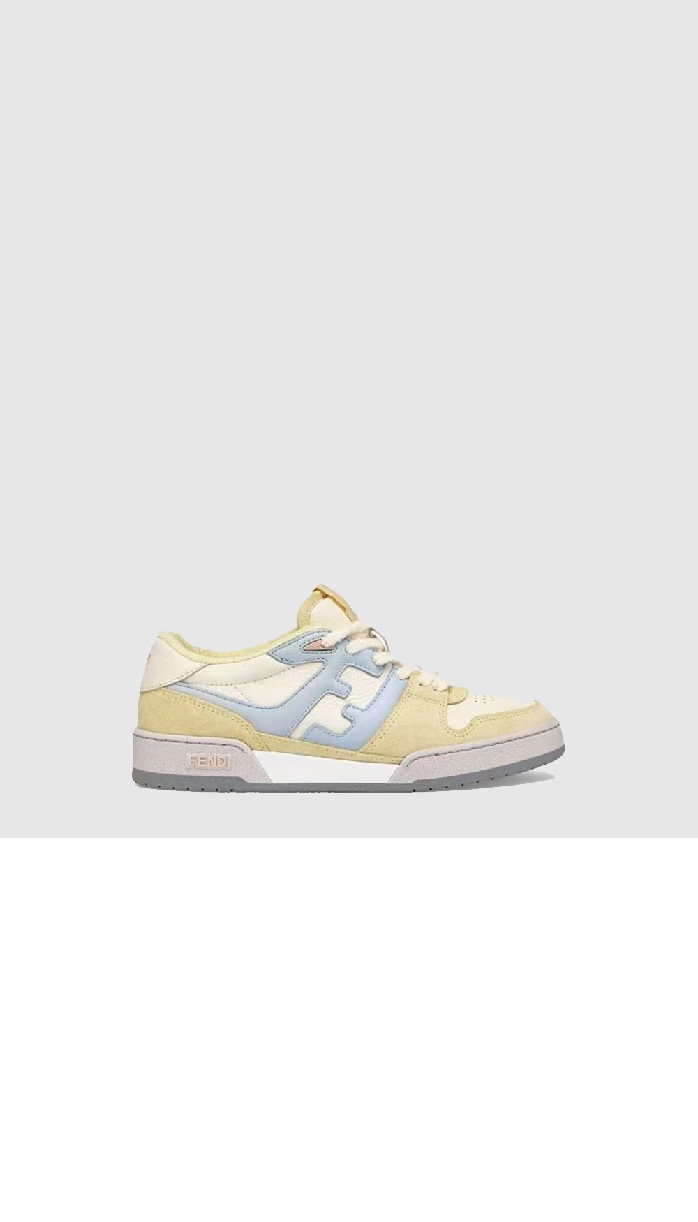 펜디 플로우 스니커즈 8E8252