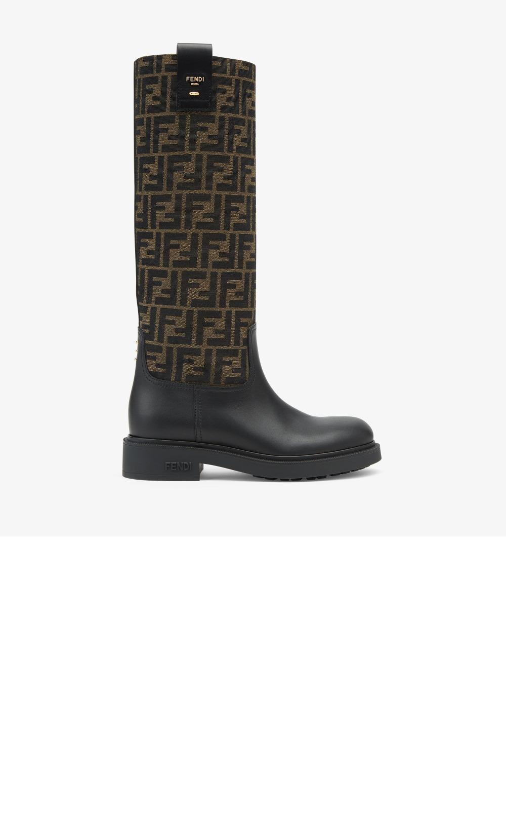 펜디 가죽과 패브릭 부츠 8W8574