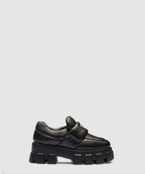 프라다 모놀리스 나파 로퍼 1D125N