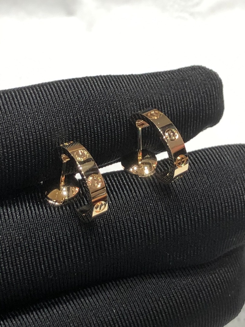 까르띠에 LOVE 후프 이어링, 스몰 모델