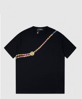 샤넬 로고 프린트 반팔