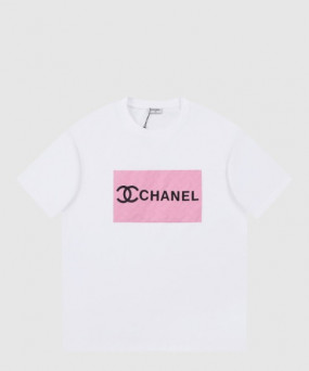 샤넬 로고 프린트 반팔