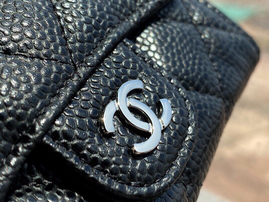 샤넬 클래식 똑딱이 카드지갑 캐비어 은장 02 AP0214