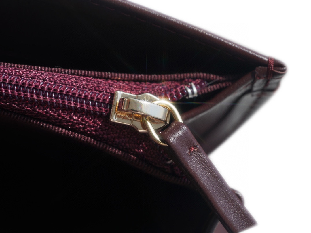 샤넬 클래식 롱 플랩 지갑 캐비어 금장 A31509