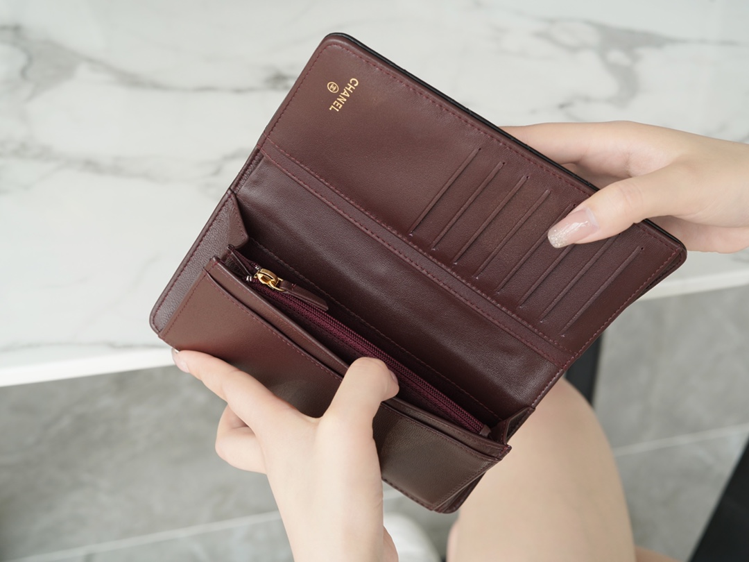 샤넬 플랩 장지갑 램스킨 금장 A31509