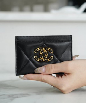 샤넬 카드 지갑 램스킨 금장 블랙 AP1167